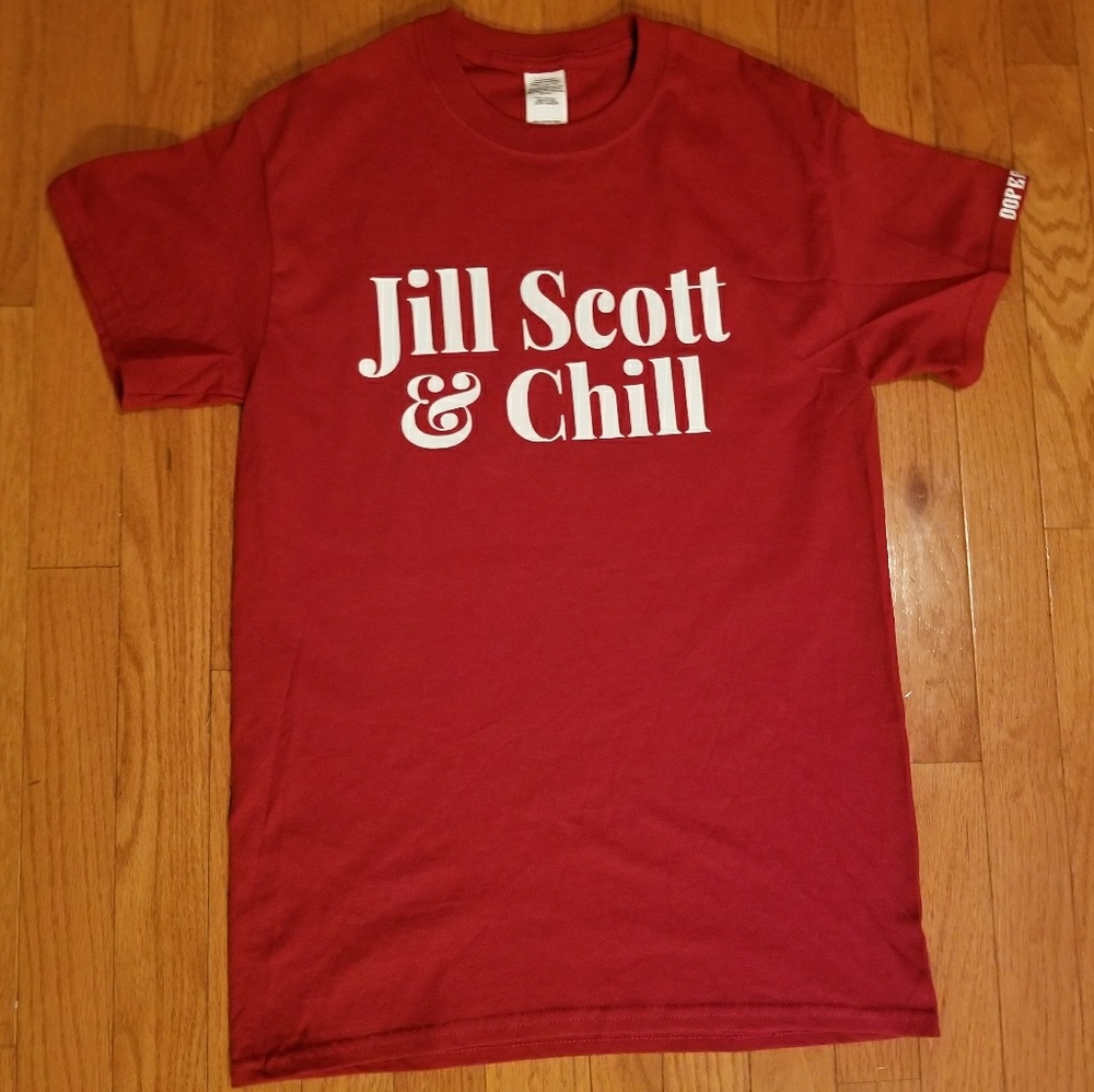 "JILL SCOTT & CHILL" TEE